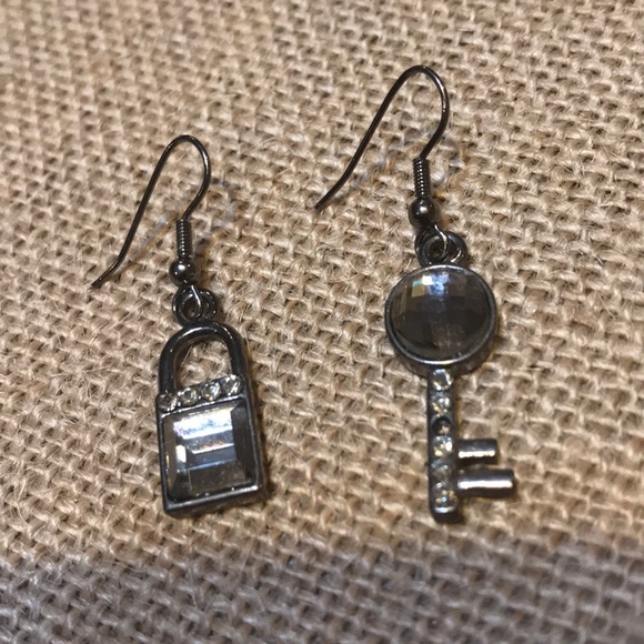 3/$10 Lock and key earrings - Picture 2 of 3